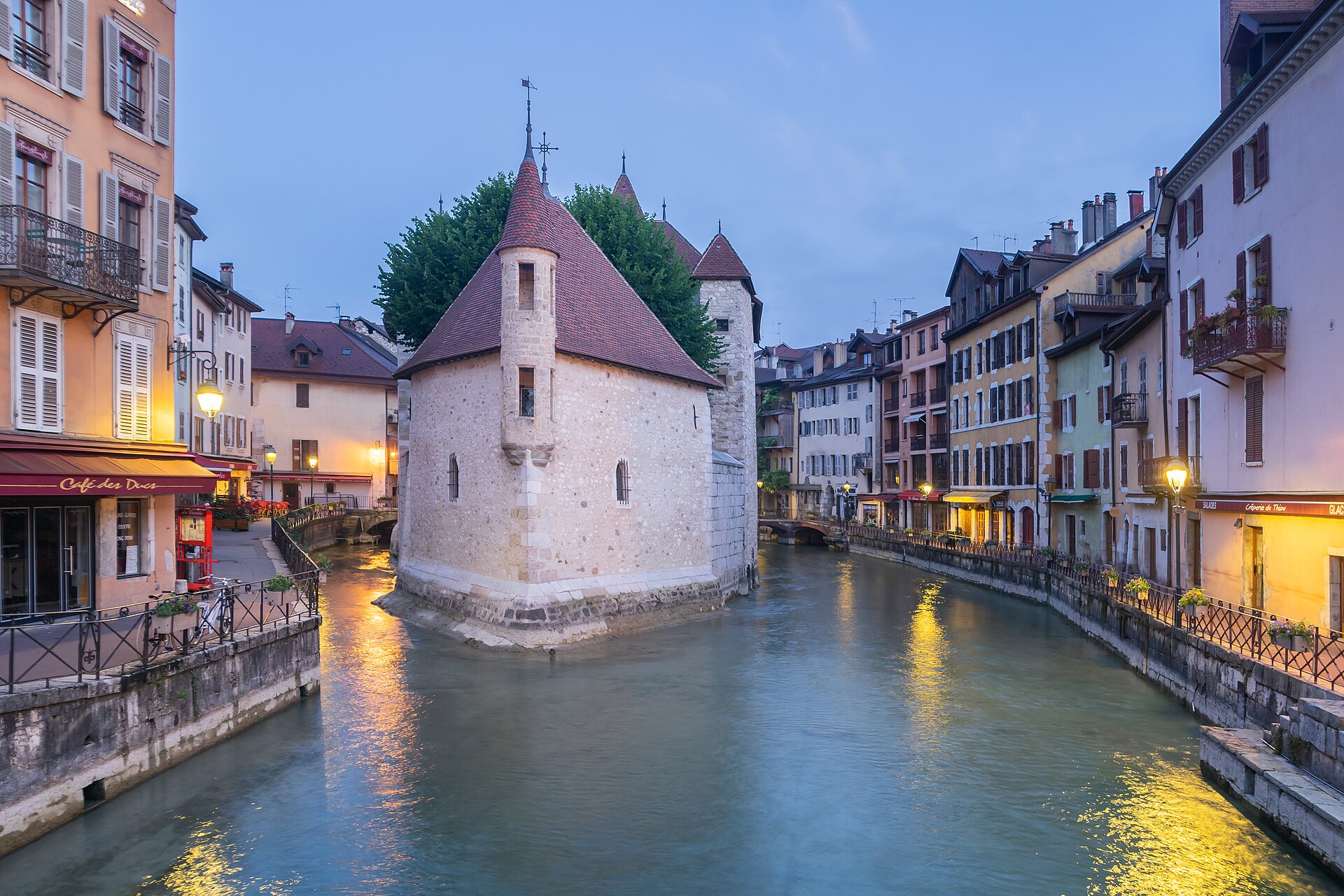 Le Palais de l'Île sur le Thiou, vieille ville d'Annecy